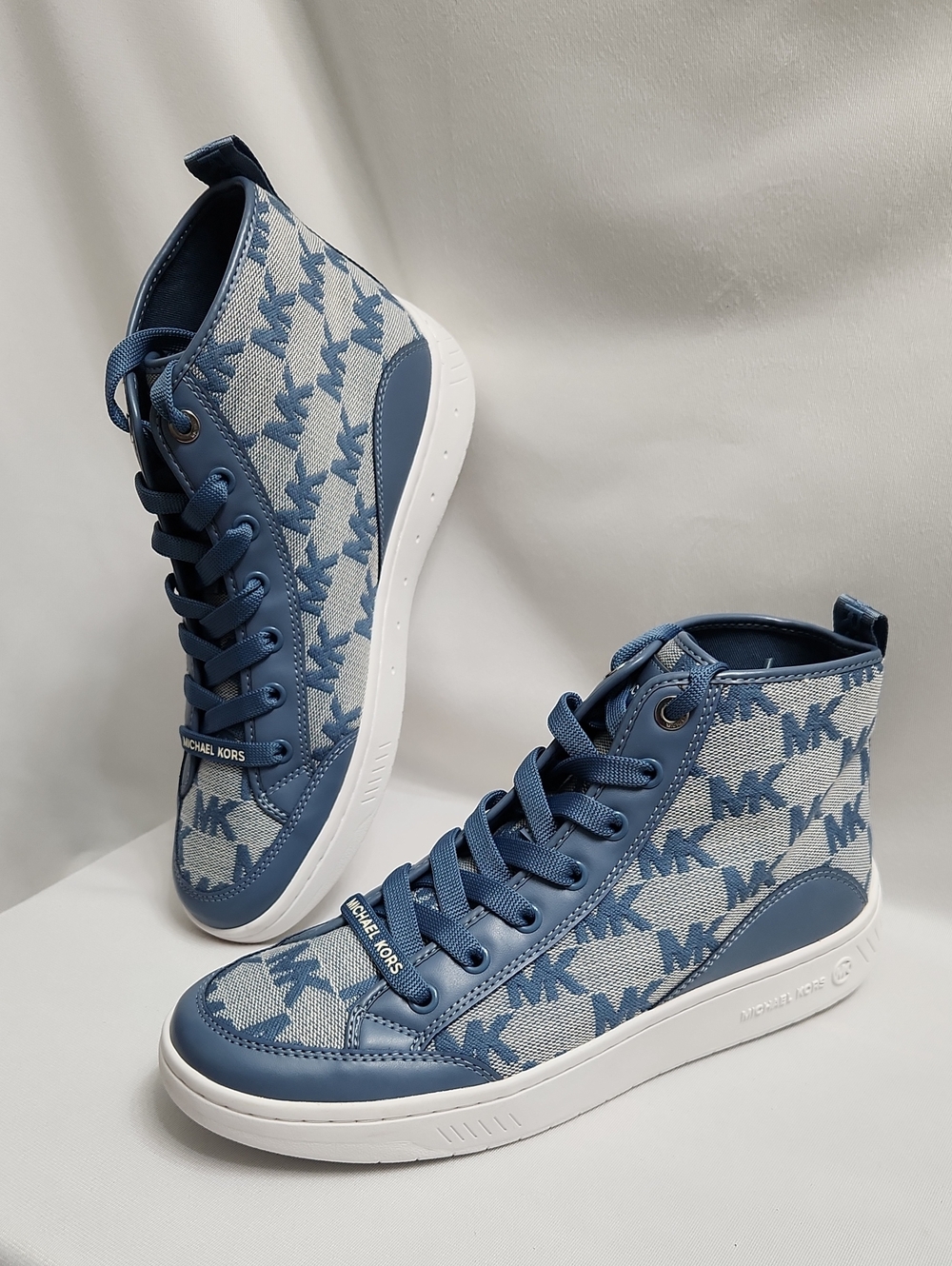 MICHAEL Michael Kors Shea Logo Jacquard High-Top Sneaker (W Size 9)